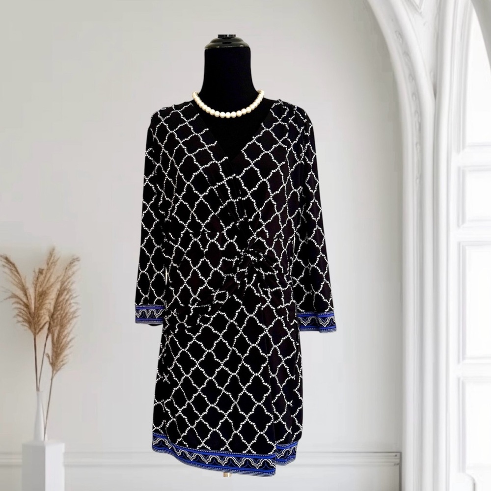 WHBM Twist Front Tunic Top